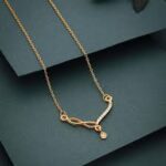 Curve Charm Necklace
